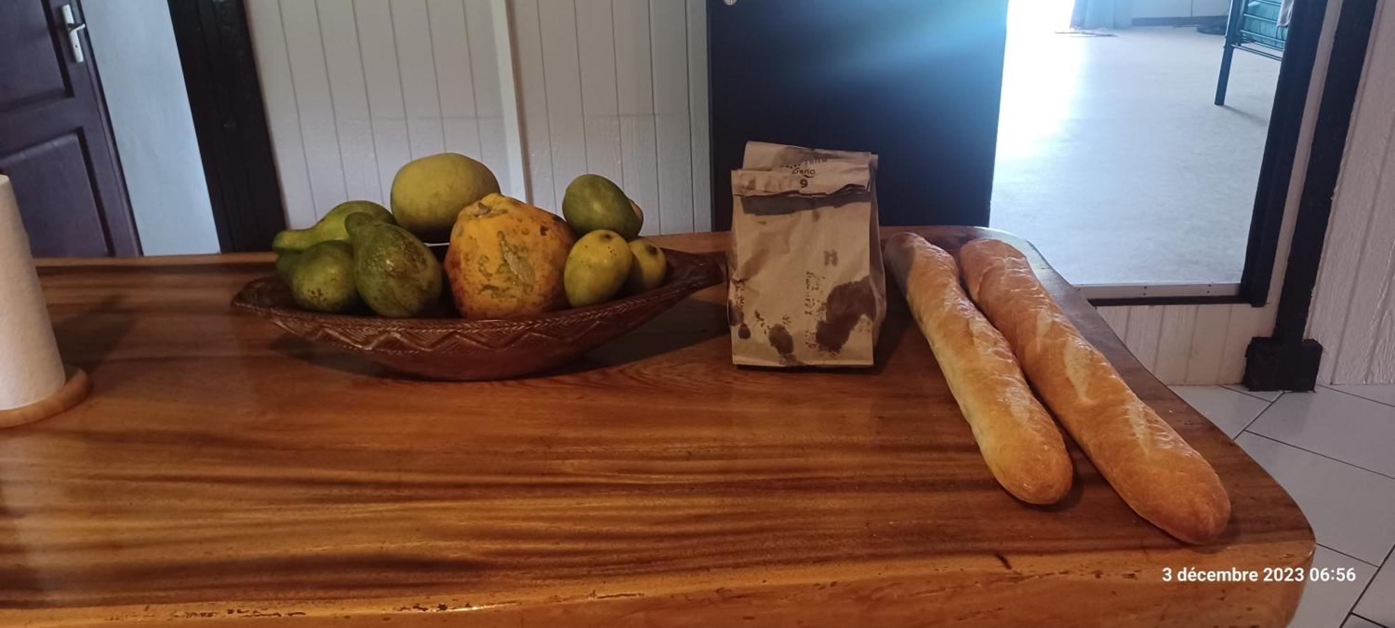 Hava'E Lodge Teahupoo Εξωτερικό φωτογραφία